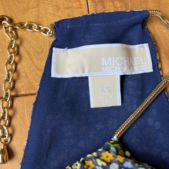 Michael Kors Sleeveless Top. Size XS - Picture 9 of 10